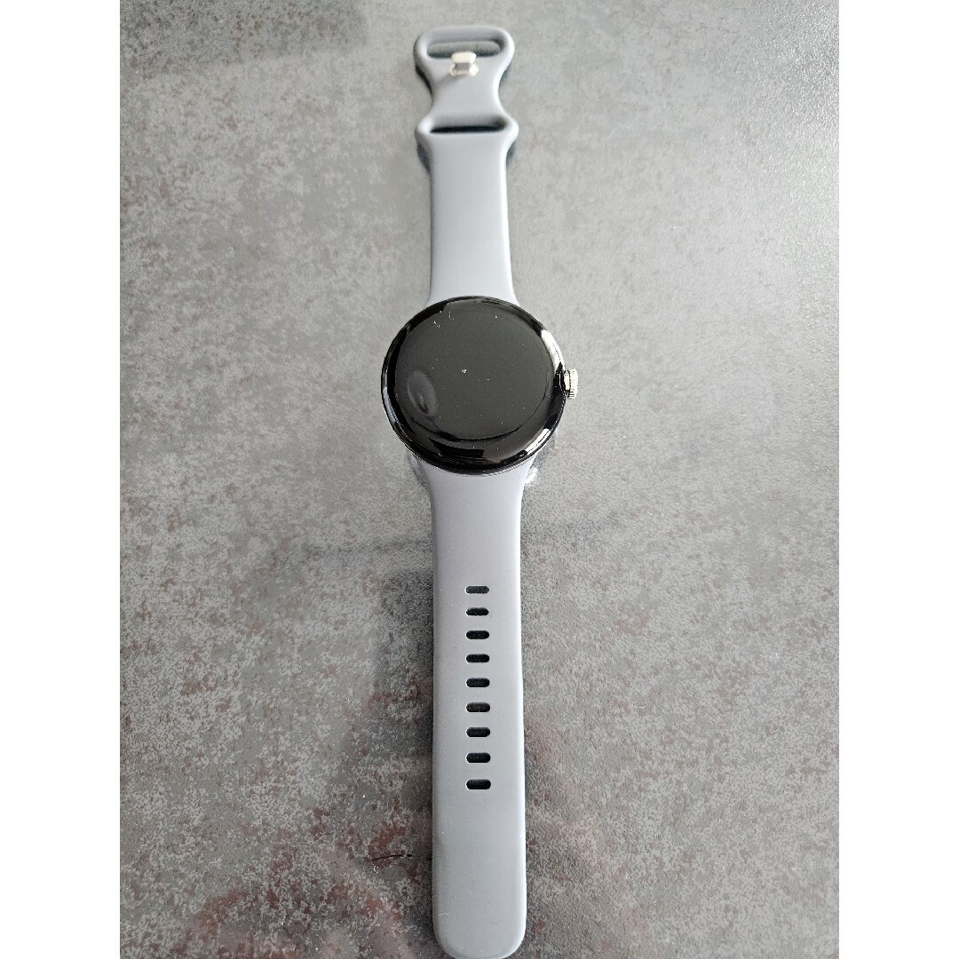 Google(グーグル)のPixel Watch グレー スマホ/家電/カメラのスマートフォン/携帯電話(その他)の商品写真