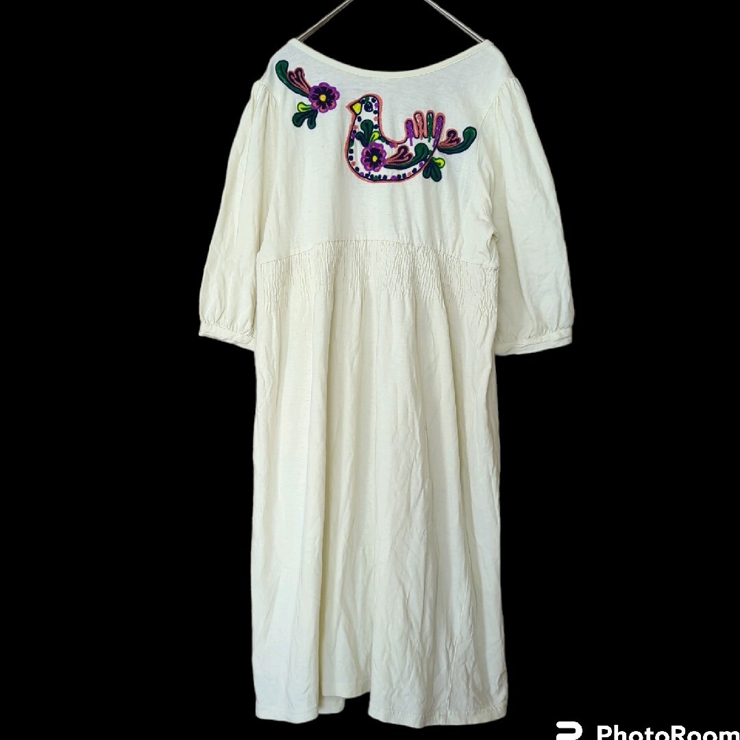 titicaca(チチカカ)の袖丈...半袖柄・デザイン...花柄,鳥季節感...春,夏,秋TITI レディースのワンピース(ひざ丈ワンピース)の商品写真