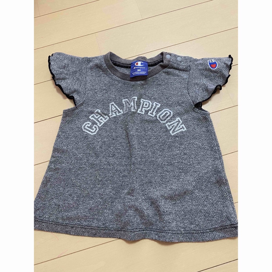 Champion(チャンピオン)のChampion Tシャツ キッズ/ベビー/マタニティのキッズ服女の子用(90cm~)(Tシャツ/カットソー)の商品写真