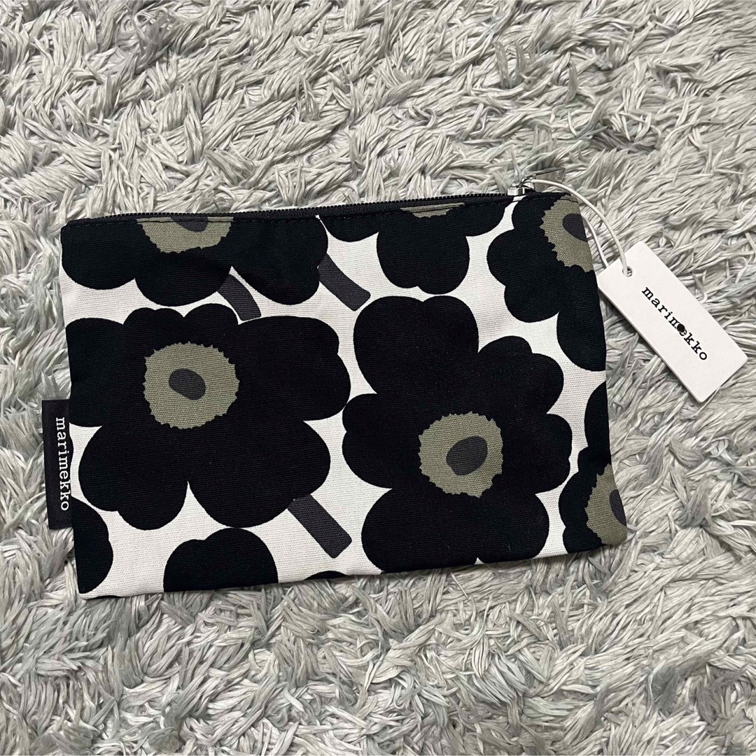 新品　marimekko マリメッコ　マリロゴ　ポーチ　レア　タグ付き