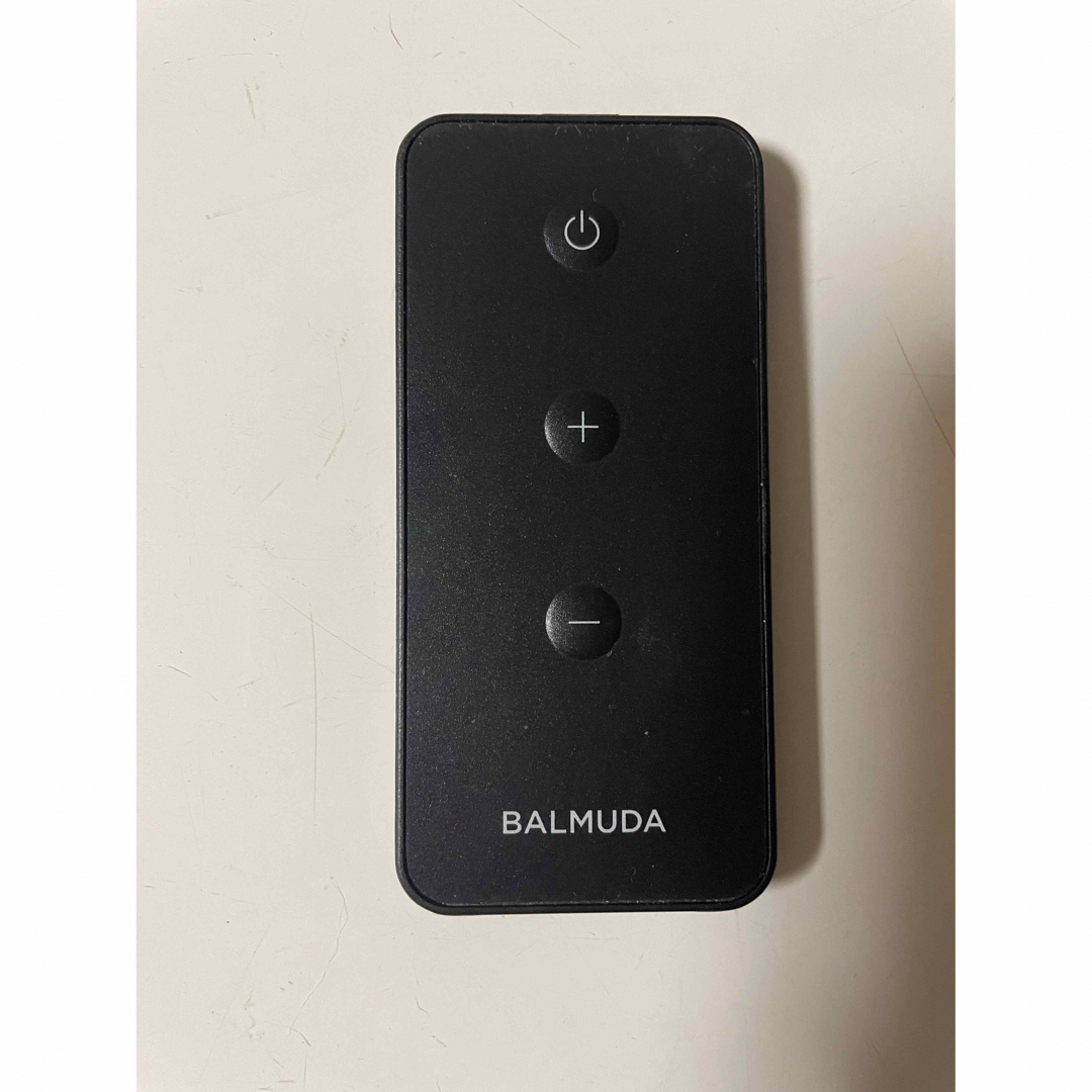 BALMUDA(バルミューダ)のバルミューダ　サーキュレーター　EGF-3300-WK スマホ/家電/カメラの冷暖房/空調(サーキュレーター)の商品写真