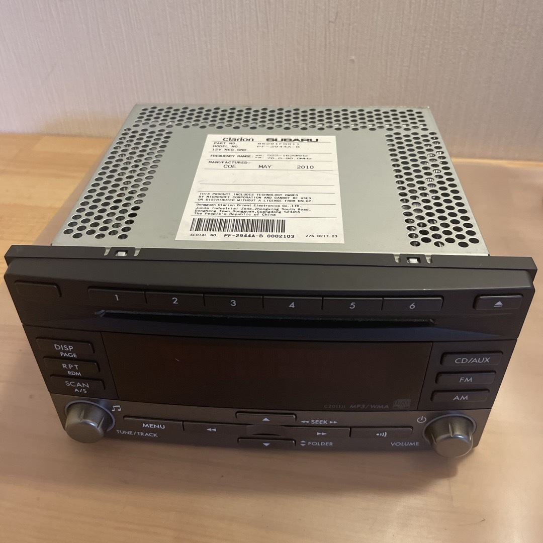 クラリオン - スバル 純正 カーオーディオ CZ011j1の通販 by 本 クラリオン - スバル 純正 カーオーディオ CZ011j1の通販 by 本
