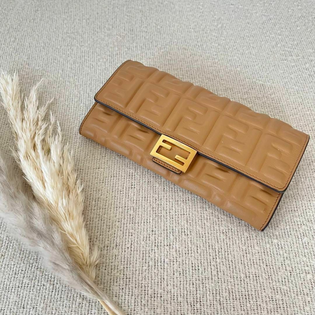 美品✨FENDI 長財布　バゲット　コンチネンタル　ベージュ