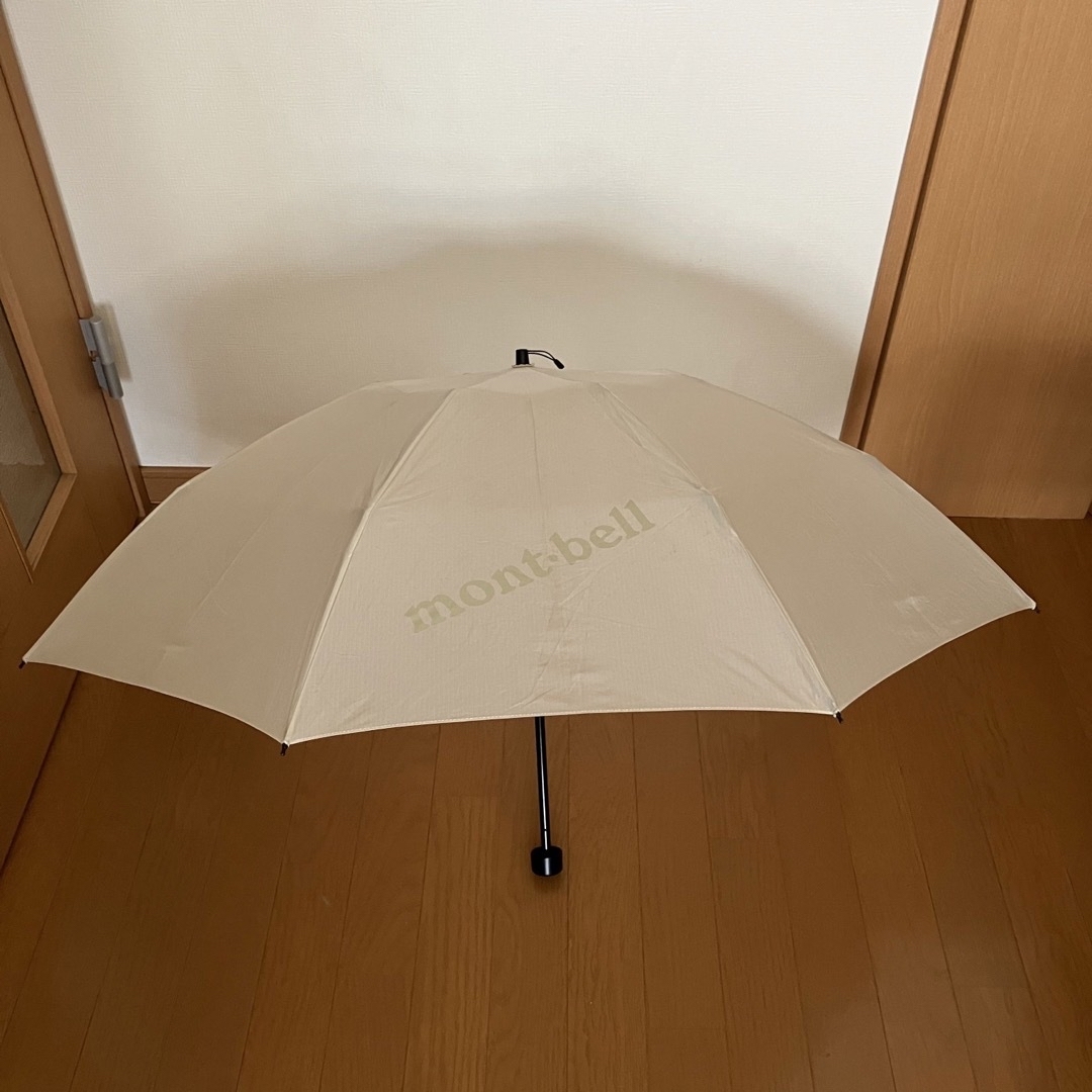 mont-bell モンベル　トレッキングアンブレラ　軽量　折り畳み傘　ベージュ