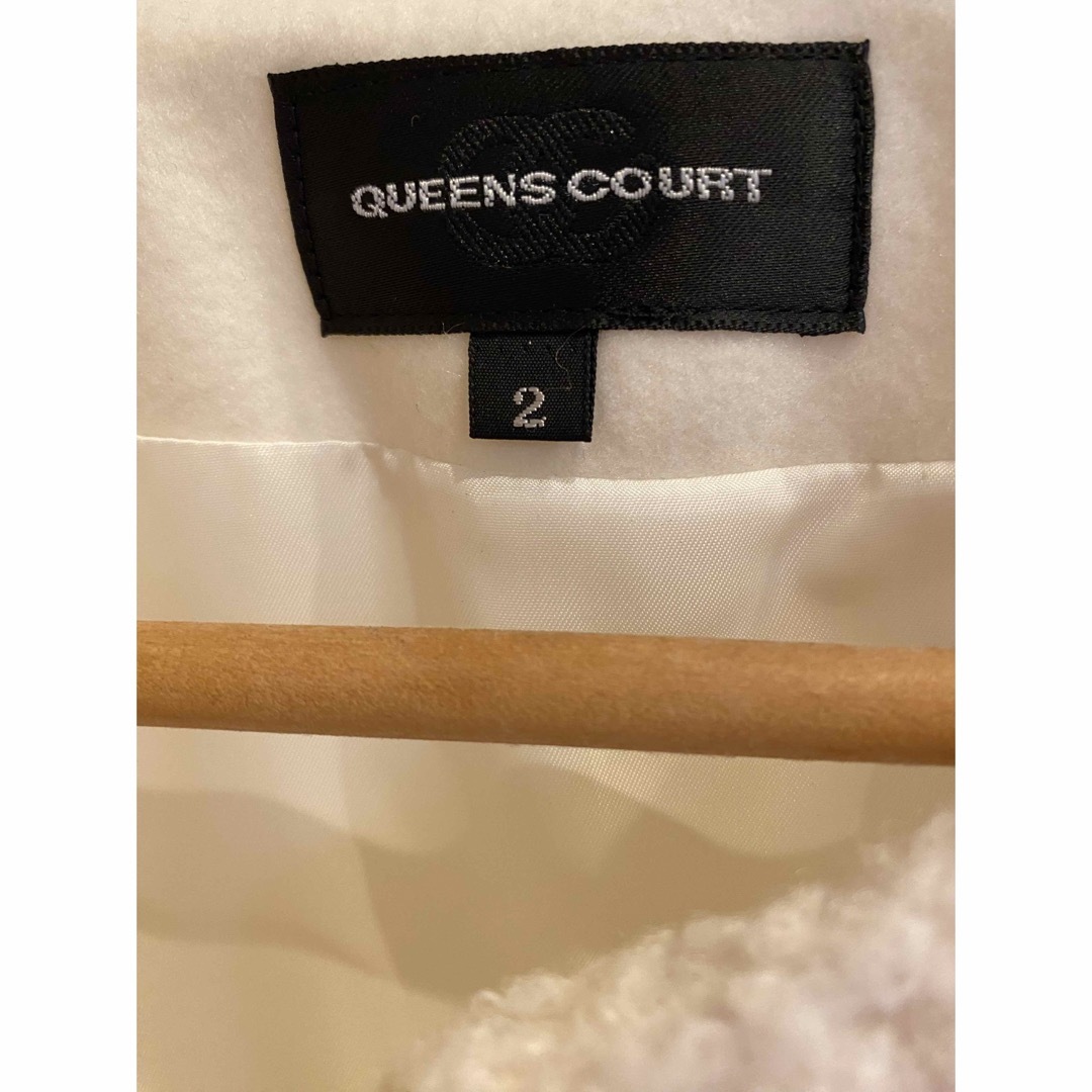 QUEENS COURT(クイーンズコート)の美品⭐️QUEENS COURT ホワイトジレ レディースのトップス(ベスト/ジレ)の商品写真