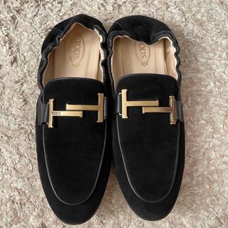 トッズ(TOD'S)のトッズ  ローファー　37サイズ(ローファー/革靴)