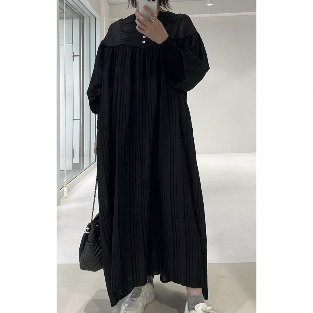 sheer stripe dobby 2way chiffon OP black