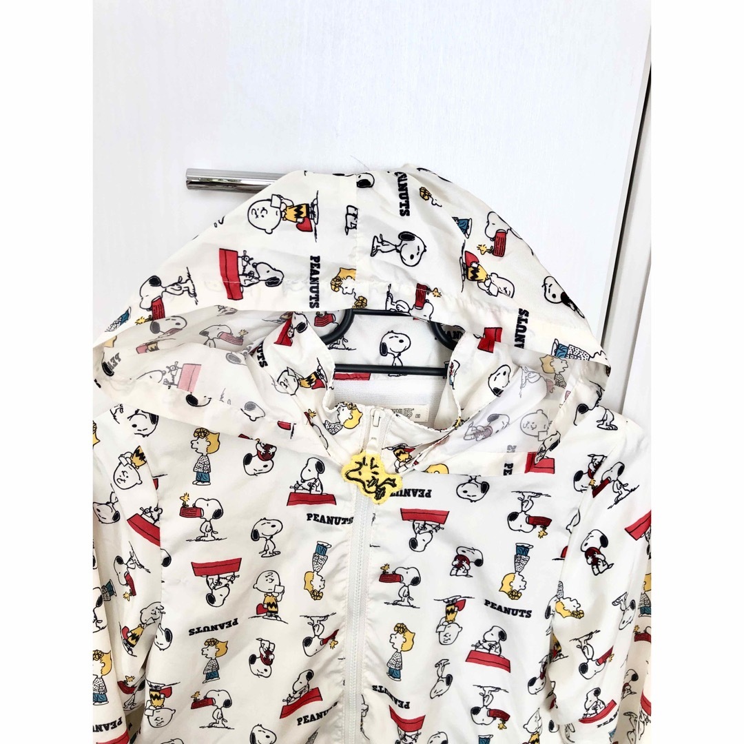 スヌーピー　snoopy  ナイロンジャンパー　ウインドブレーカー　130 キッズ/ベビー/マタニティのキッズ服女の子用(90cm~)(ジャケット/上着)の商品写真