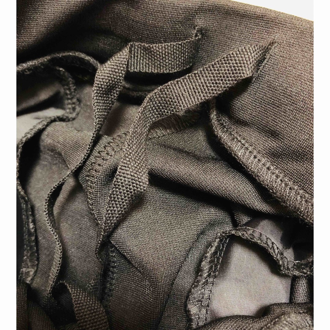 chocol raffine robe(ショコラフィネローブ)のchocol raffine robe  細見えカットパンツ　黒 レディースのパンツ(カジュアルパンツ)の商品写真