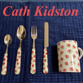 キャスキッドソン(Cath Kidston)のCath Kidston｜カトラリー＆カップセット｜赤いバラ柄(グラス/カップ)