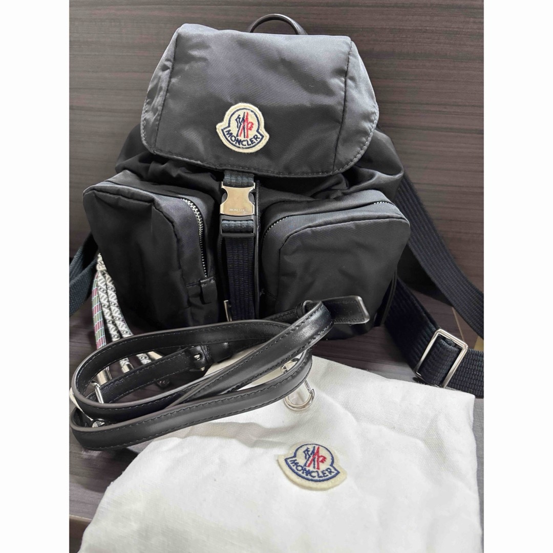 【美品】ナイロンリュック バックパック【MONCLER】