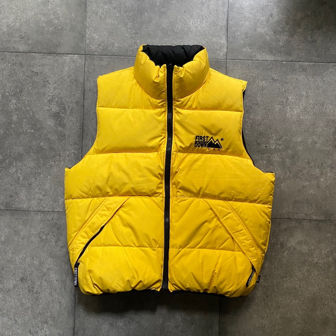 90s First Down reversible down vest