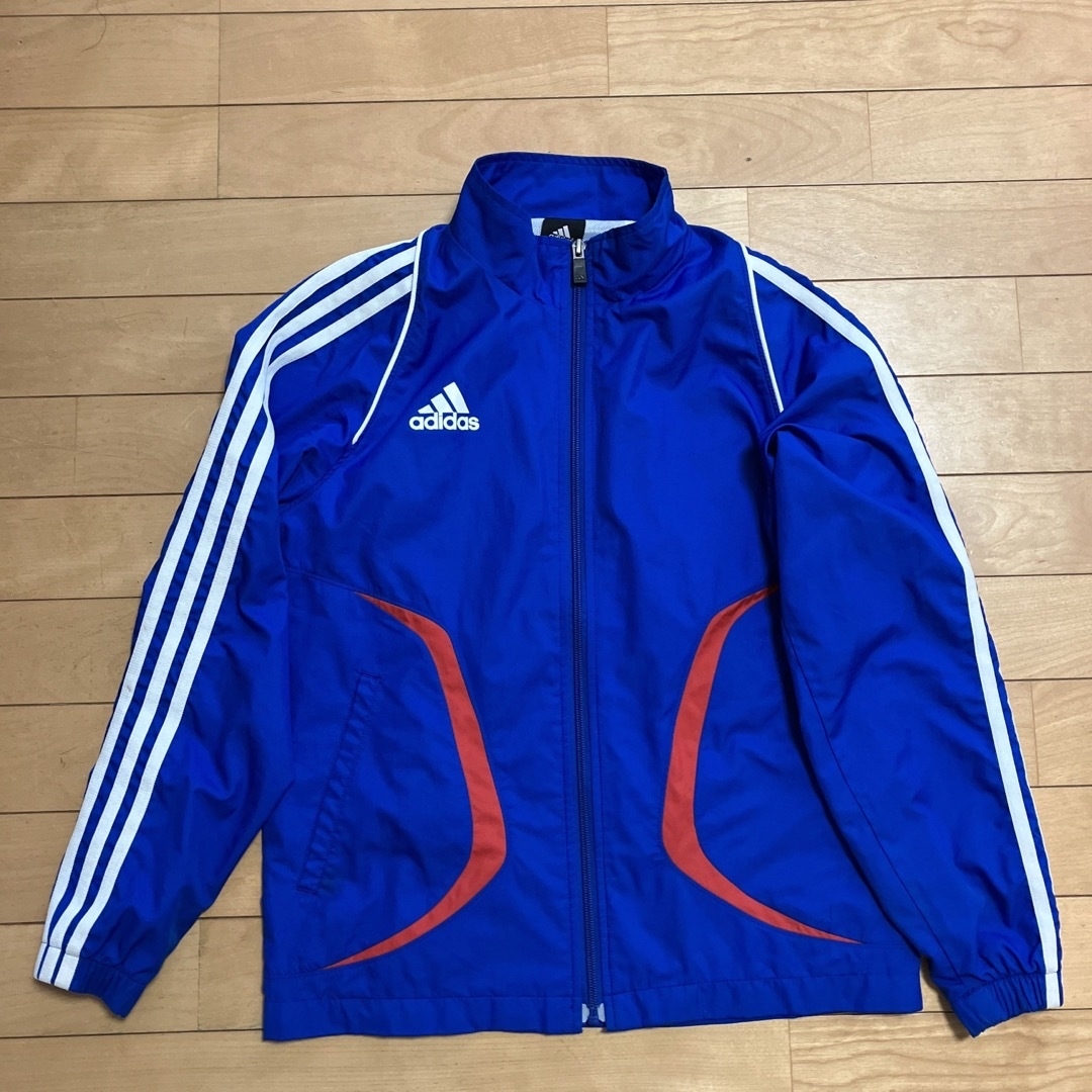 adidas(アディダス)のアディダス　ウィンドブレーカー　150cm キッズ/ベビー/マタニティのキッズ服男の子用(90cm~)(ジャケット/上着)の商品写真