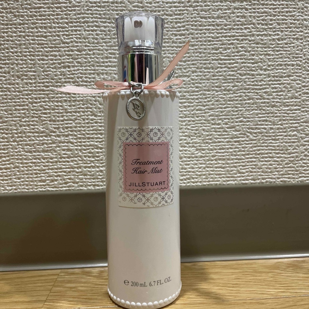 JILLSTUART(ジルスチュアート)のジルスチュアート　リラックス　トリートメント　ヘアミスト200ml コスメ/美容のヘアケア/スタイリング(ヘアウォーター/ヘアミスト)の商品写真