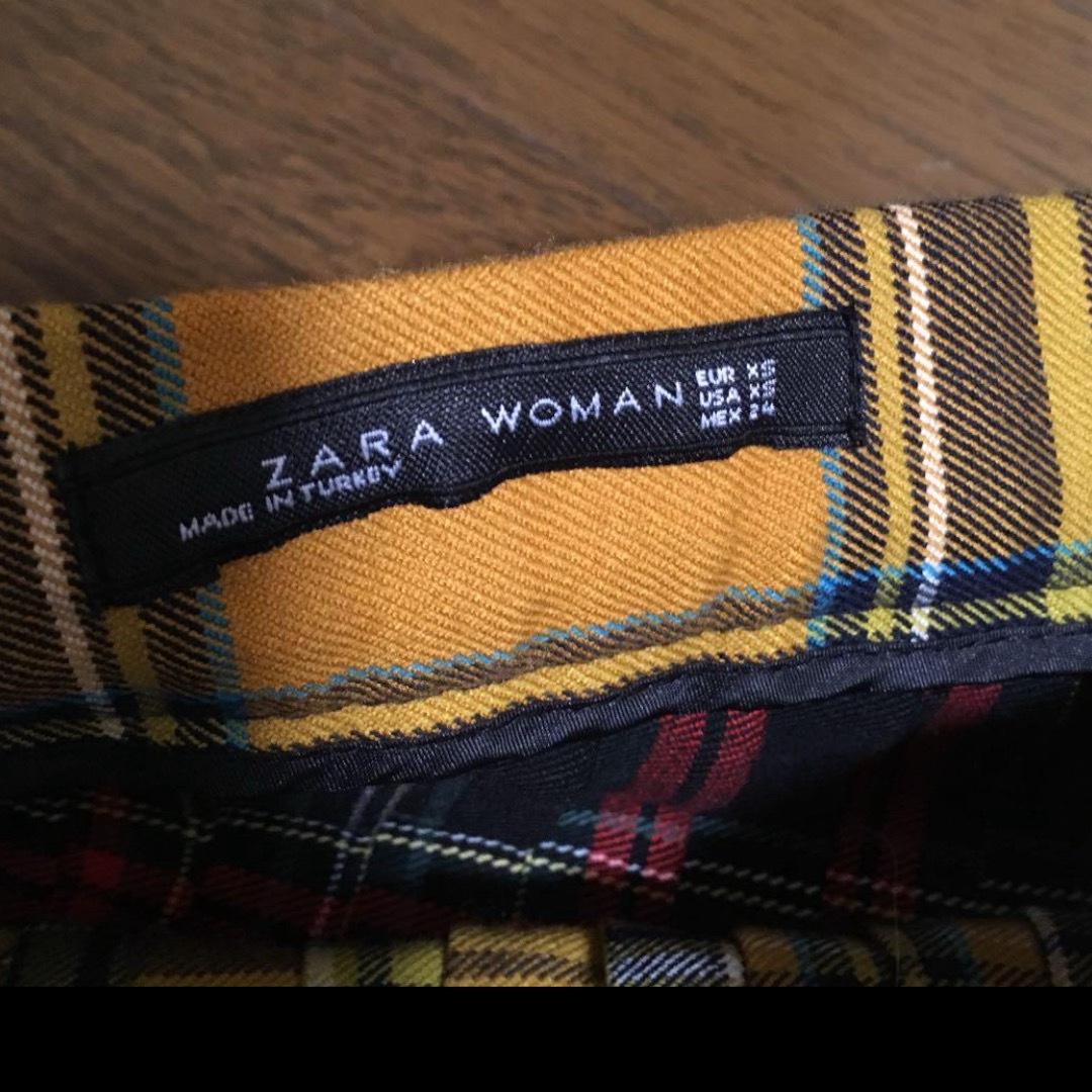 ZARA(ザラ)のZARA チェックスカート xs レディースのスカート(ミニスカート)の商品写真