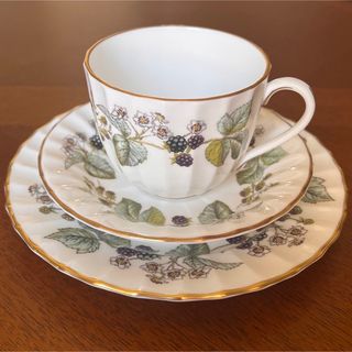 ロイヤルウースター(Royal Worcester)の【美品】ロイヤルウースター★ラビニア★トリオ(食器)