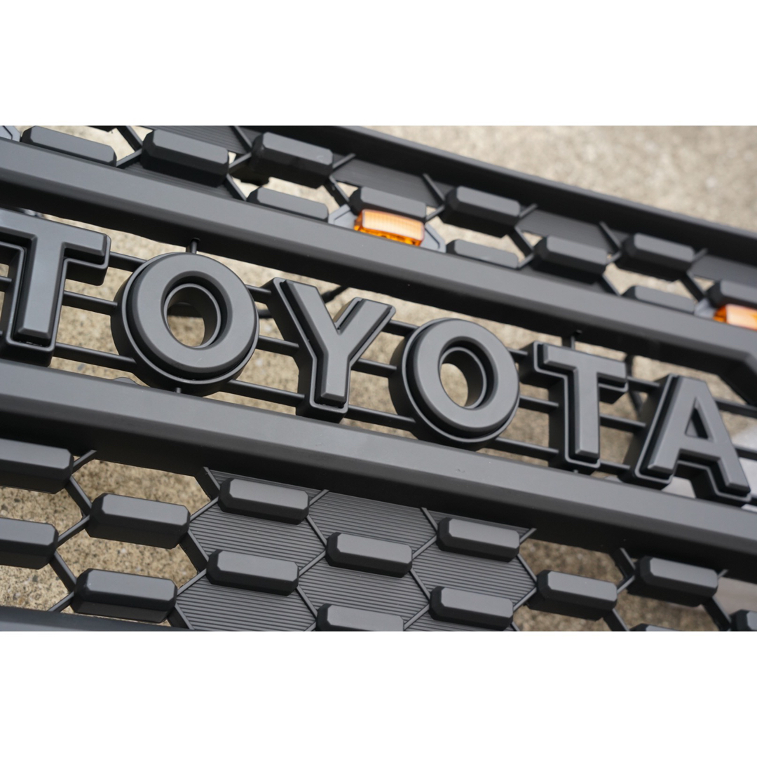 新品 フルセット RAV4 アドベンチャー 50系 タコマ風グリル ブラック 新品 フルセット RAV4 アドベンチャー 50系 タコマ風グリル ブラック