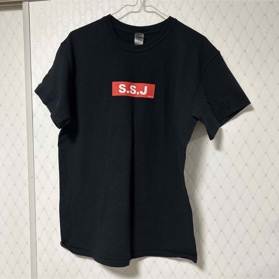 SSJ 志尊淳 Tシャツ ブラック M レディースのトップス(Tシャツ(半袖/袖なし))の商品写真