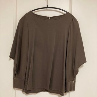 アナイ(ANAYI)のANAYI  ブラウス　美品　オフィス服　キレイめ(シャツ/ブラウス(長袖/七分))