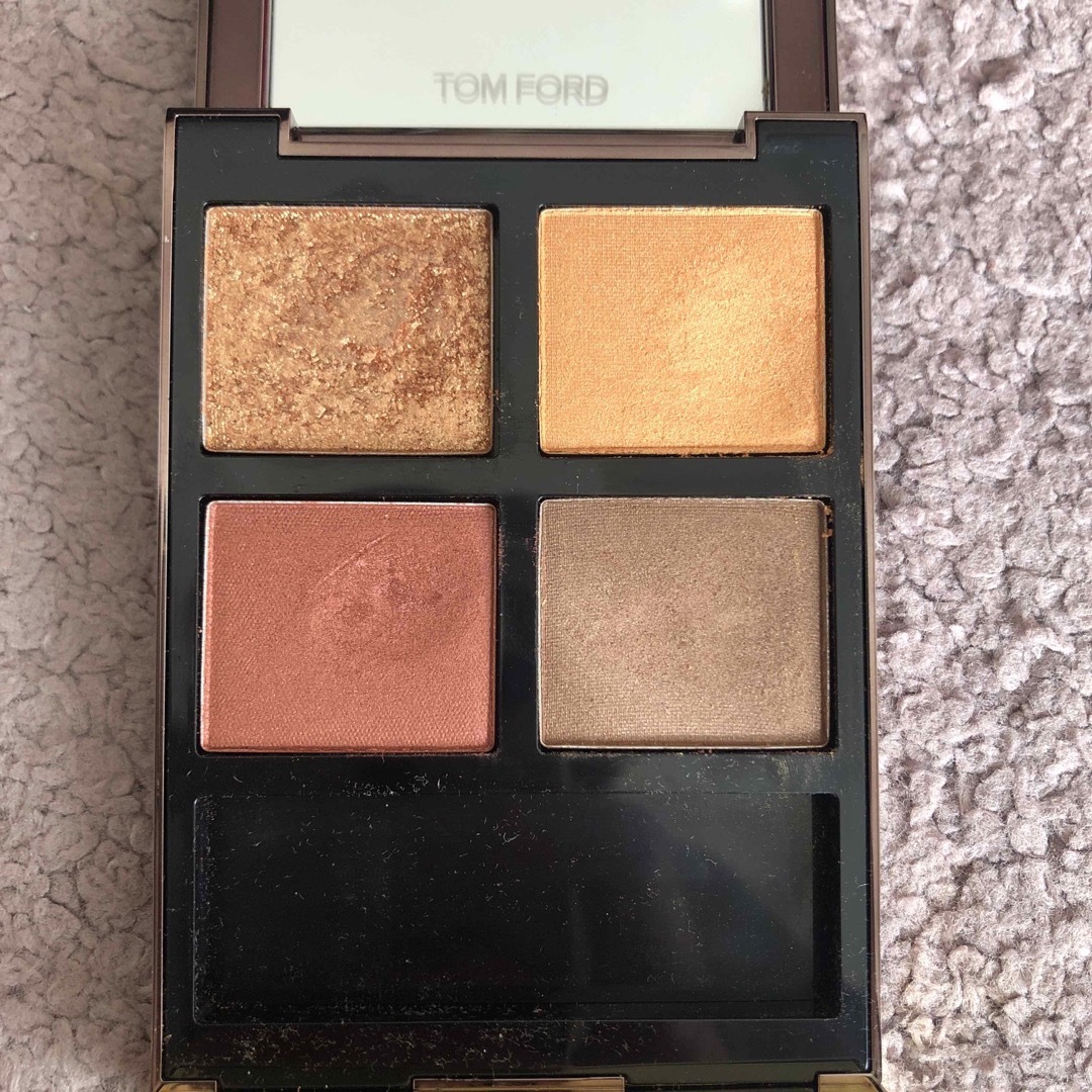 TOM FORD(トムフォード)のトムフォード　アイカラー　クォード　26 レオパードサン コスメ/美容のベースメイク/化粧品(アイシャドウ)の商品写真