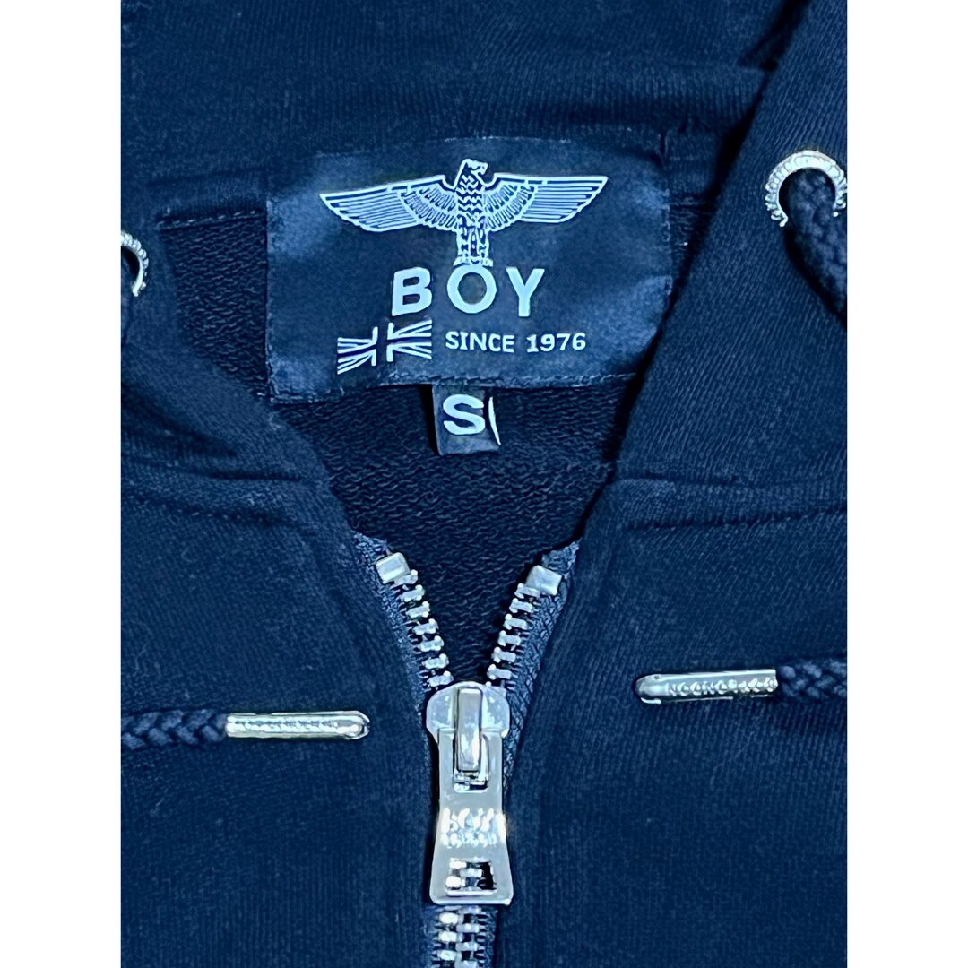 Boy London(ボーイロンドン)の新品　BOY LONDON ブラックパーカー　ユニセックス　サイズS メンズのトップス(パーカー)の商品写真