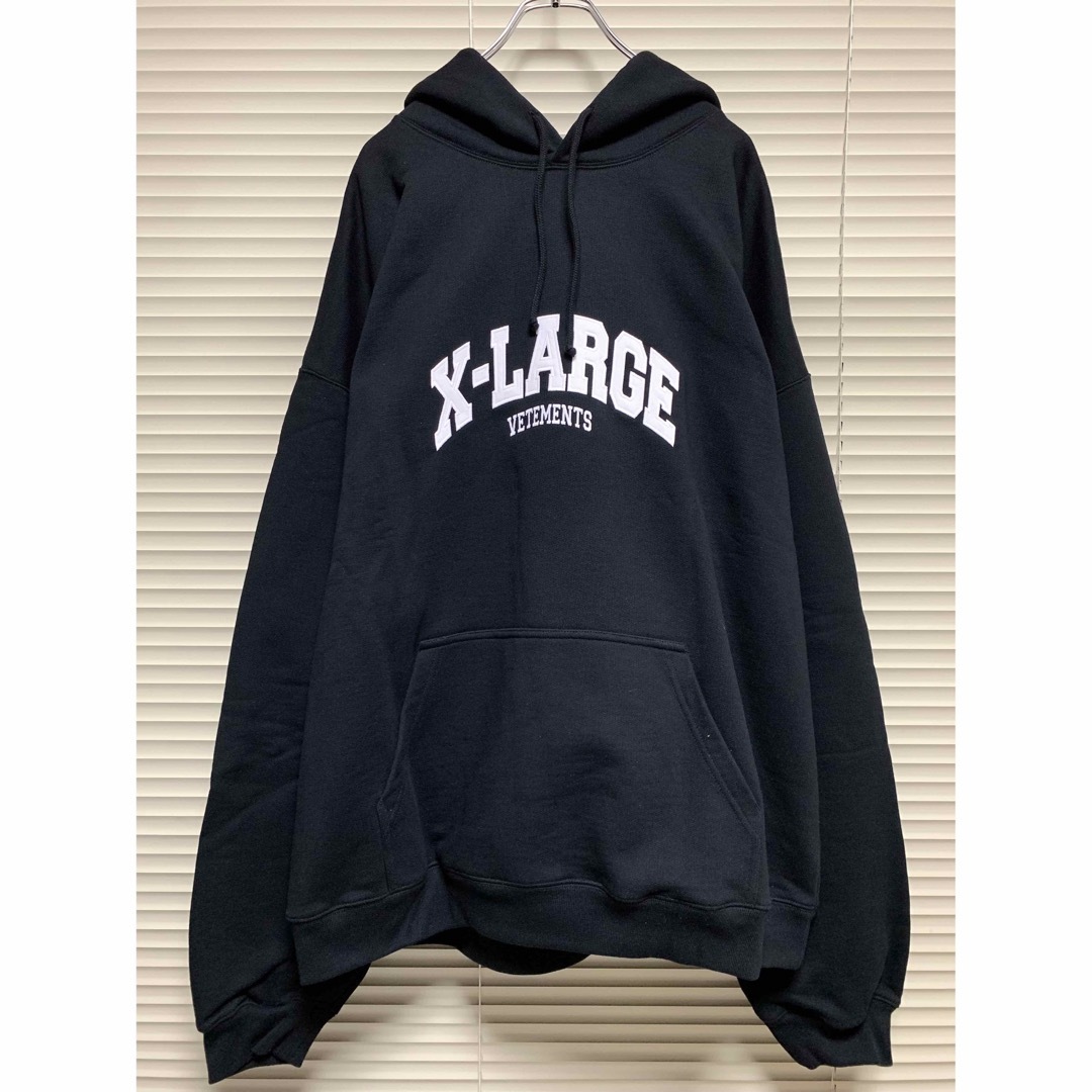 VETEMENTS - 新品《 VETEMENTS 》X-Large Logo Hoodie XSの通販 by