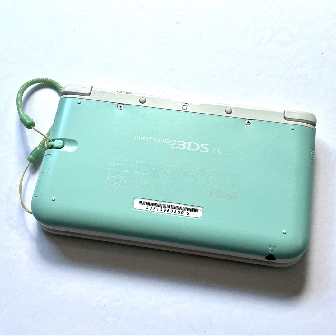 ニンテンドー3DS LL ミント×ホワイト　美品