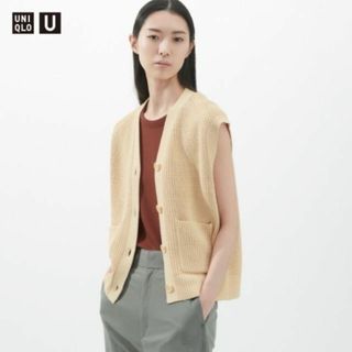 ユニクロ(UNIQLO)の【新品タグ付き】Vネックカーディガン ユニクロU(ニット/セーター)