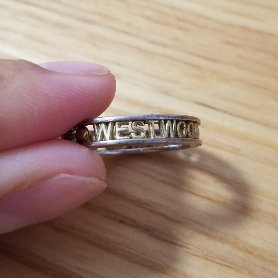 Vivienne Westwood(ヴィヴィアンウエストウッド)のvivienne westwood ESTMINSTER リング メンズのアクセサリー(リング(指輪))の商品写真