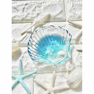 ほたて貝殻【125】レジンアート 青　アクセサリートレイ　海　食器　海のお皿(テーブル用品)