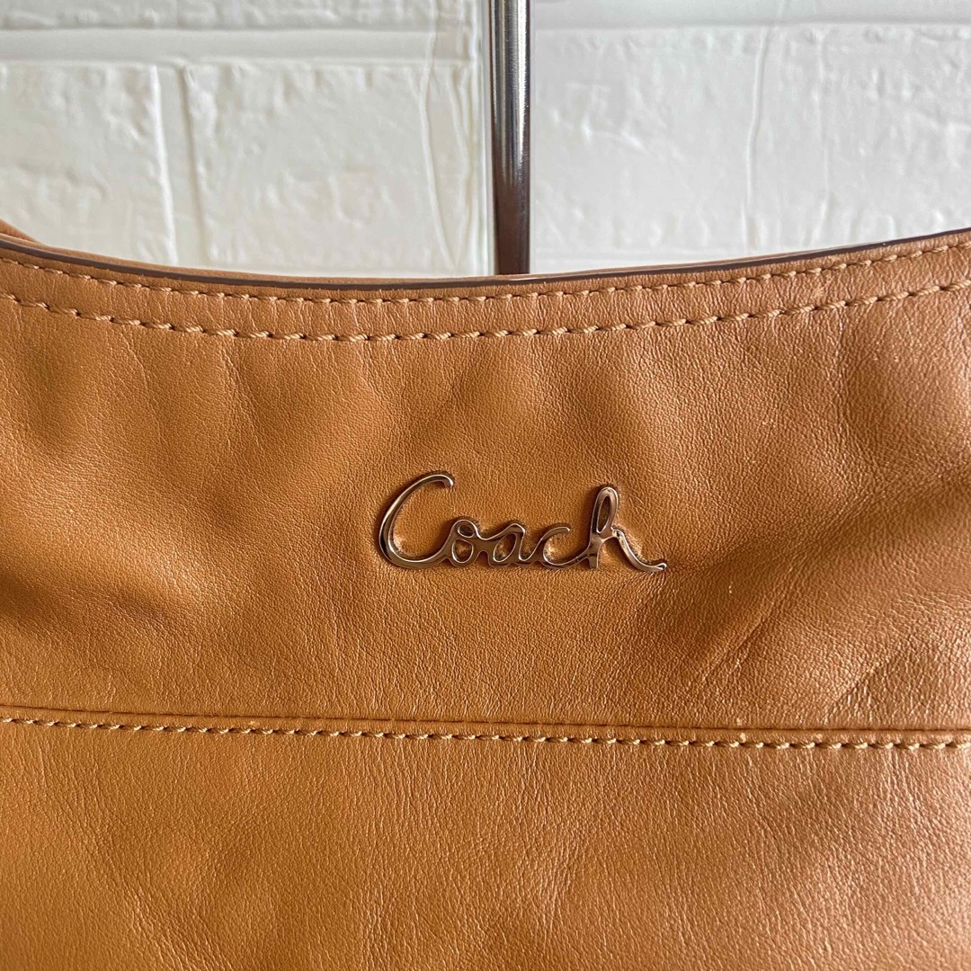 COACHコーチ　肩掛けトートバック 2