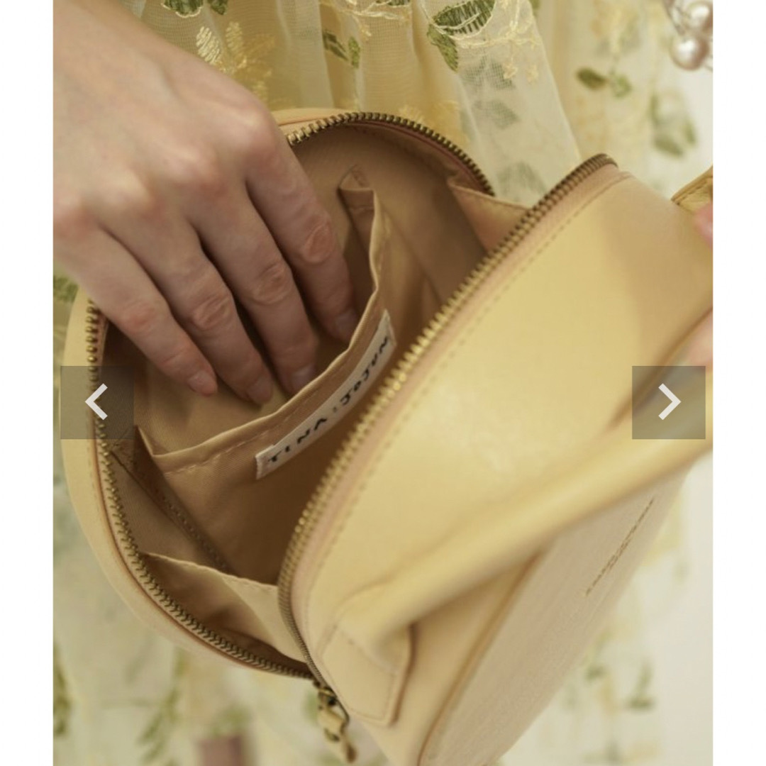 ワンハンドル サークルバッグ TINA：JOJUN レディースのバッグ(ハンドバッグ)の商品写真