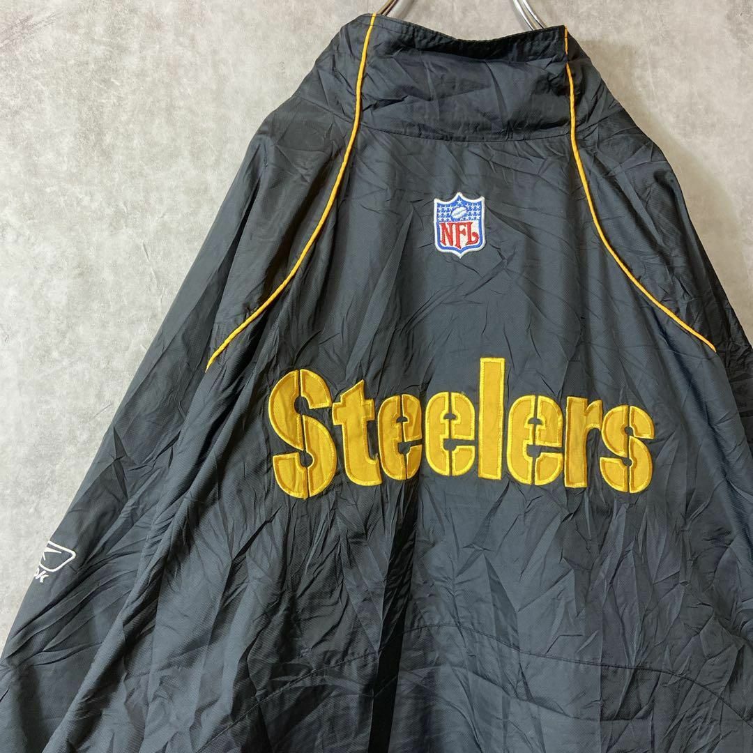 【超オーバーサイズ、背面ビッグ刺繍ロゴ】NFL Steelersナイロン黒