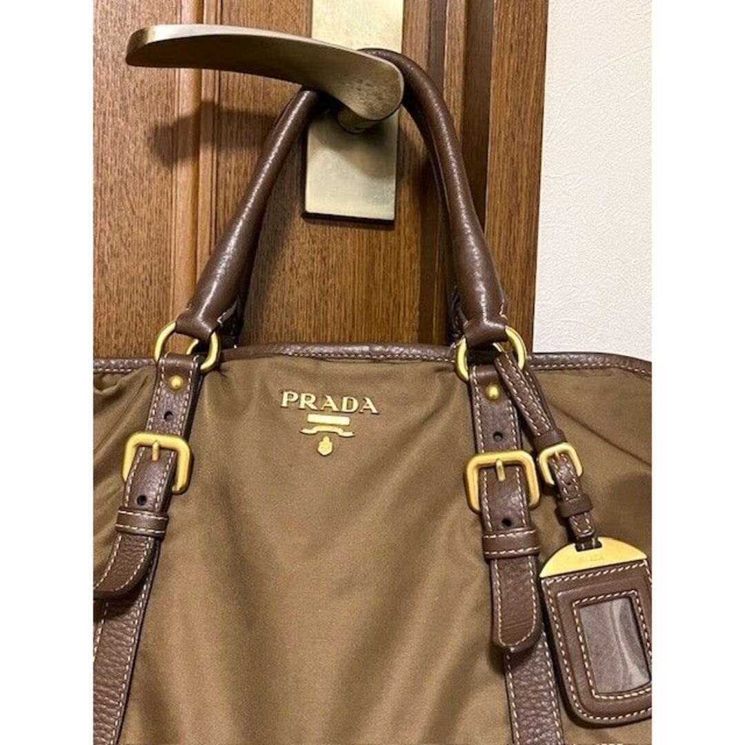 プラダPRADA★ショルダーストラップ付ナイロントートバッグ