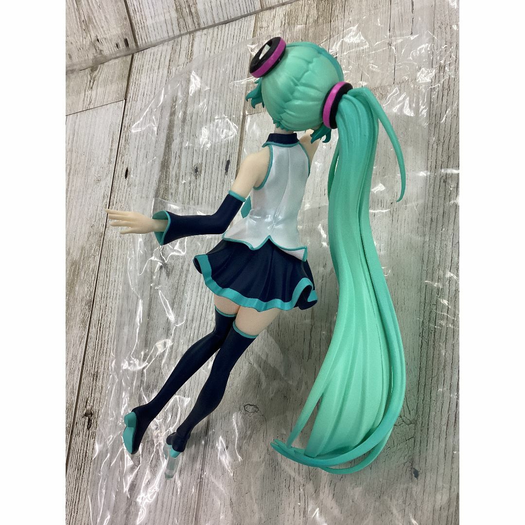 GOOD SMILE COMPANY(グッドスマイルカンパニー)の【ジャンク】ボーカル シリーズ01 初音ミク 愛されなくても君がいるVer. エンタメ/ホビーのフィギュア(アニメ/ゲーム)の商品写真