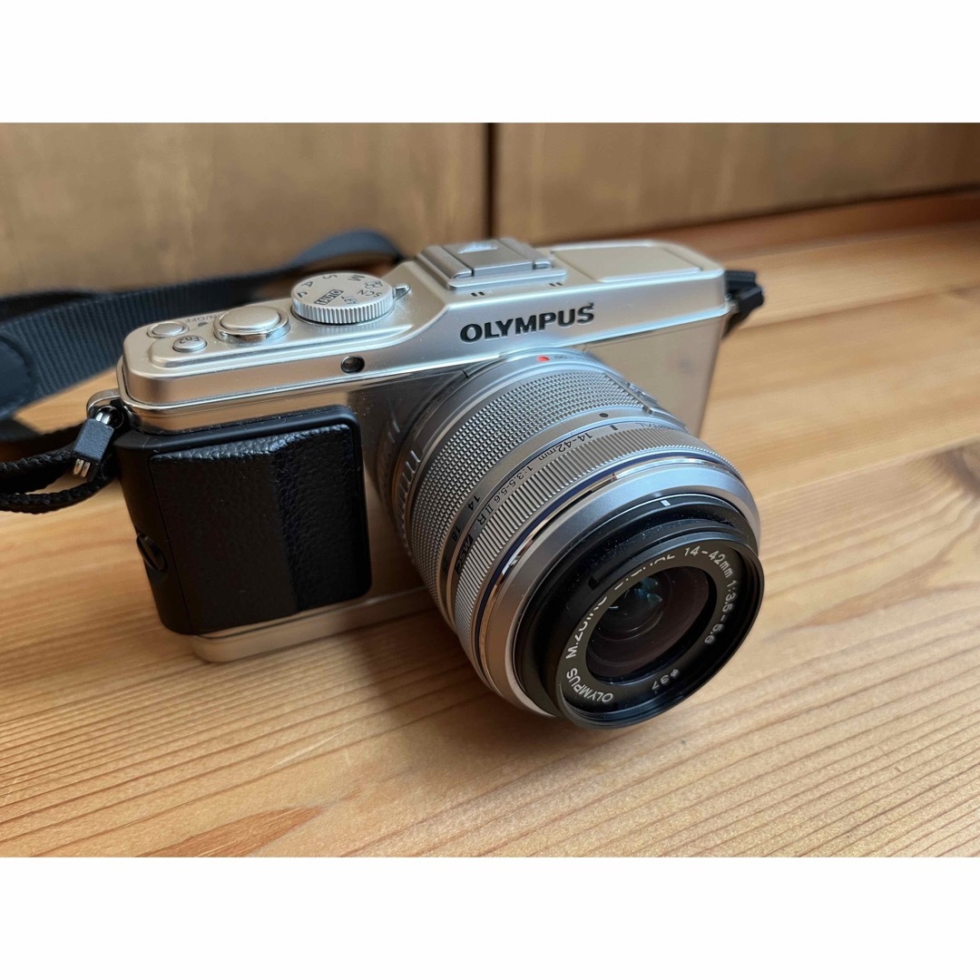 OLYMPUS - OLYMPUS PEN E-P3 ツインレンズキット SILVERの通販 by ...