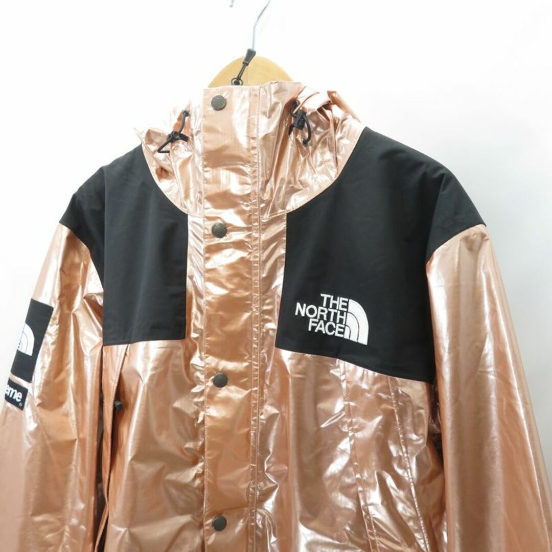 Supreme(シュプリーム)のSupreme×THE NORTH FACE 18ss METALLIC MOUNTAIN PARKA メンズのジャケット/アウター(ナイロンジャケット)の商品写真