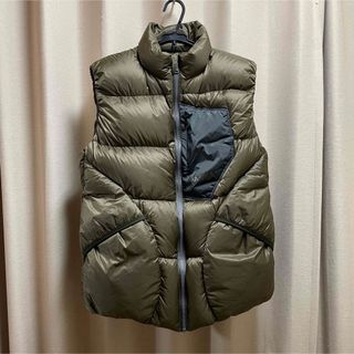 NANGA - ナンガ NANGA MAZENO RIDGE VEST ダウンベスト メンズの通販