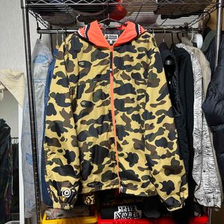 アベイシングエイプ(A BATHING APE)の3/16まで出品　a bathing ape シャークパーカー(パーカー)