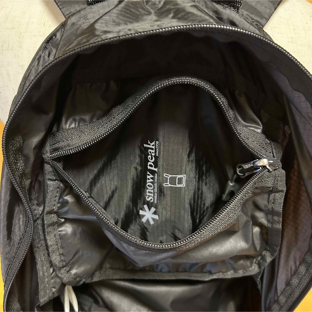 Snow Peak(スノーピーク)のスノーピーク ポケッタブル デイパック 黒 メンズのバッグ(バッグパック/リュック)の商品写真