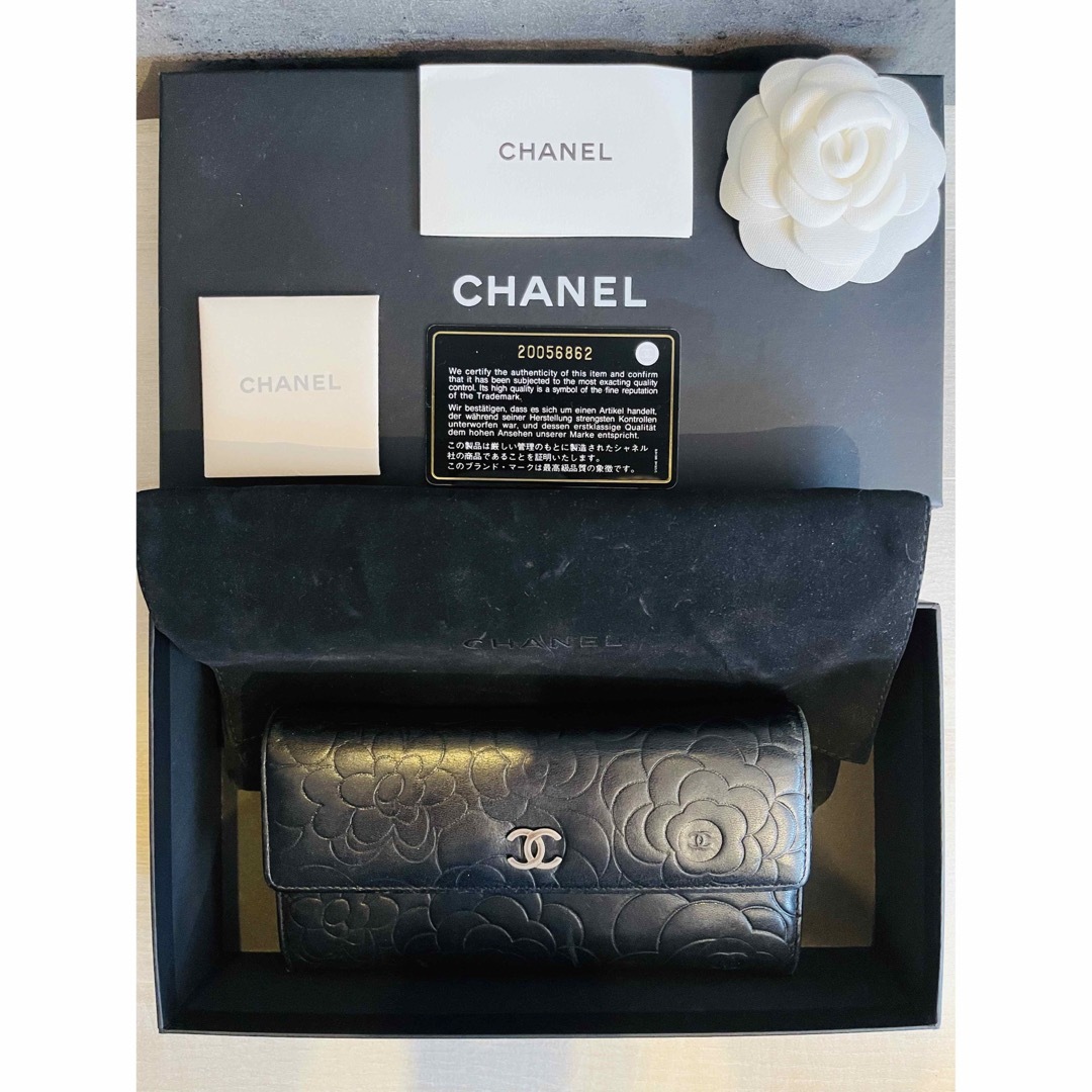 CHANEL 】シャネル カメリアレザー3つ折長財布-