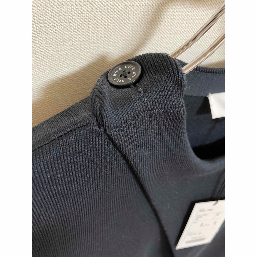 HYKE - 【未着用タグ付】HYKE ニットワンピース ネイビー サイズ HYKE - 【未着用タグ付】HYKE ニットワンピース ネイビー サイズ