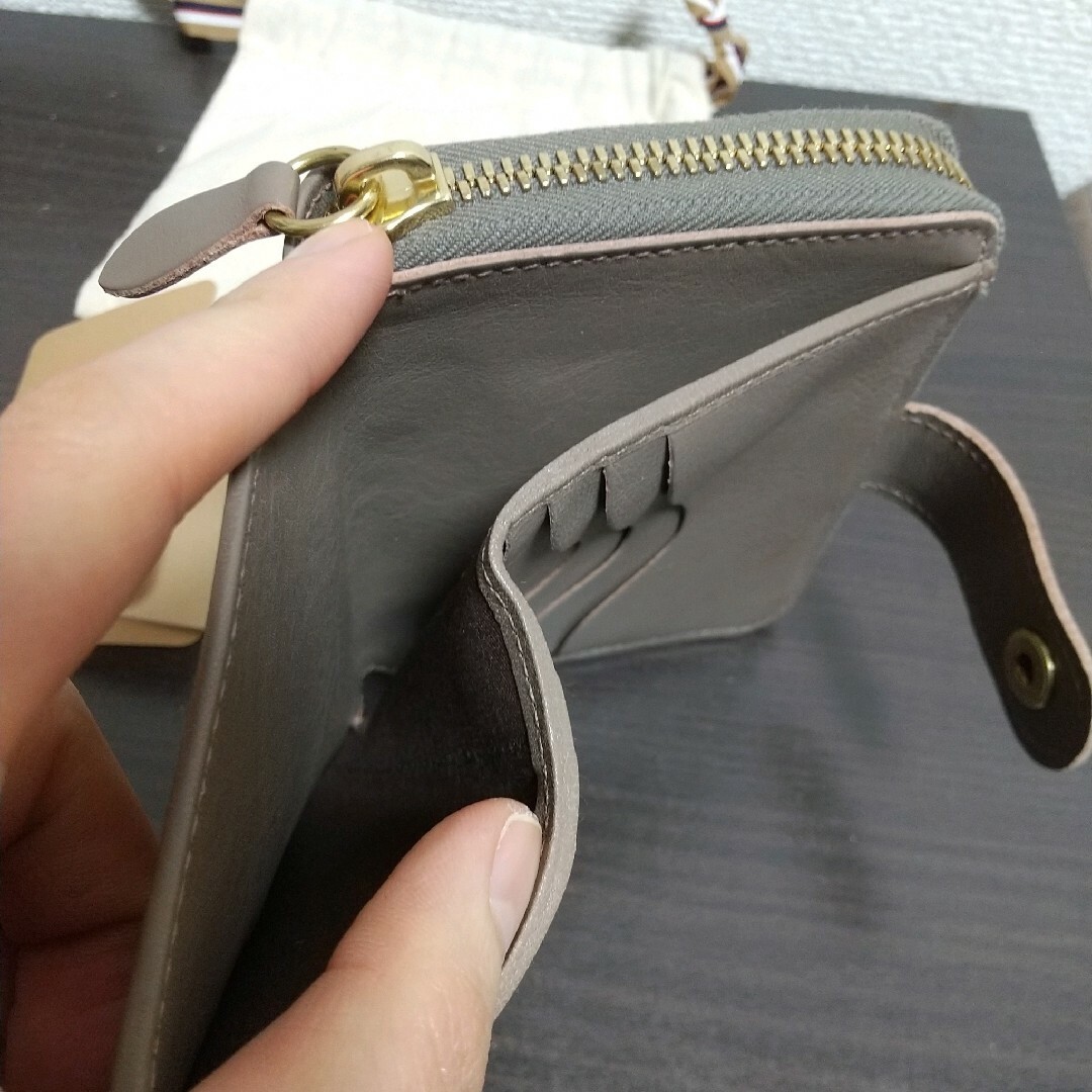 IL BISONTE - 新品 イルビゾンテ 本革 レザー ラウンド ウォレット