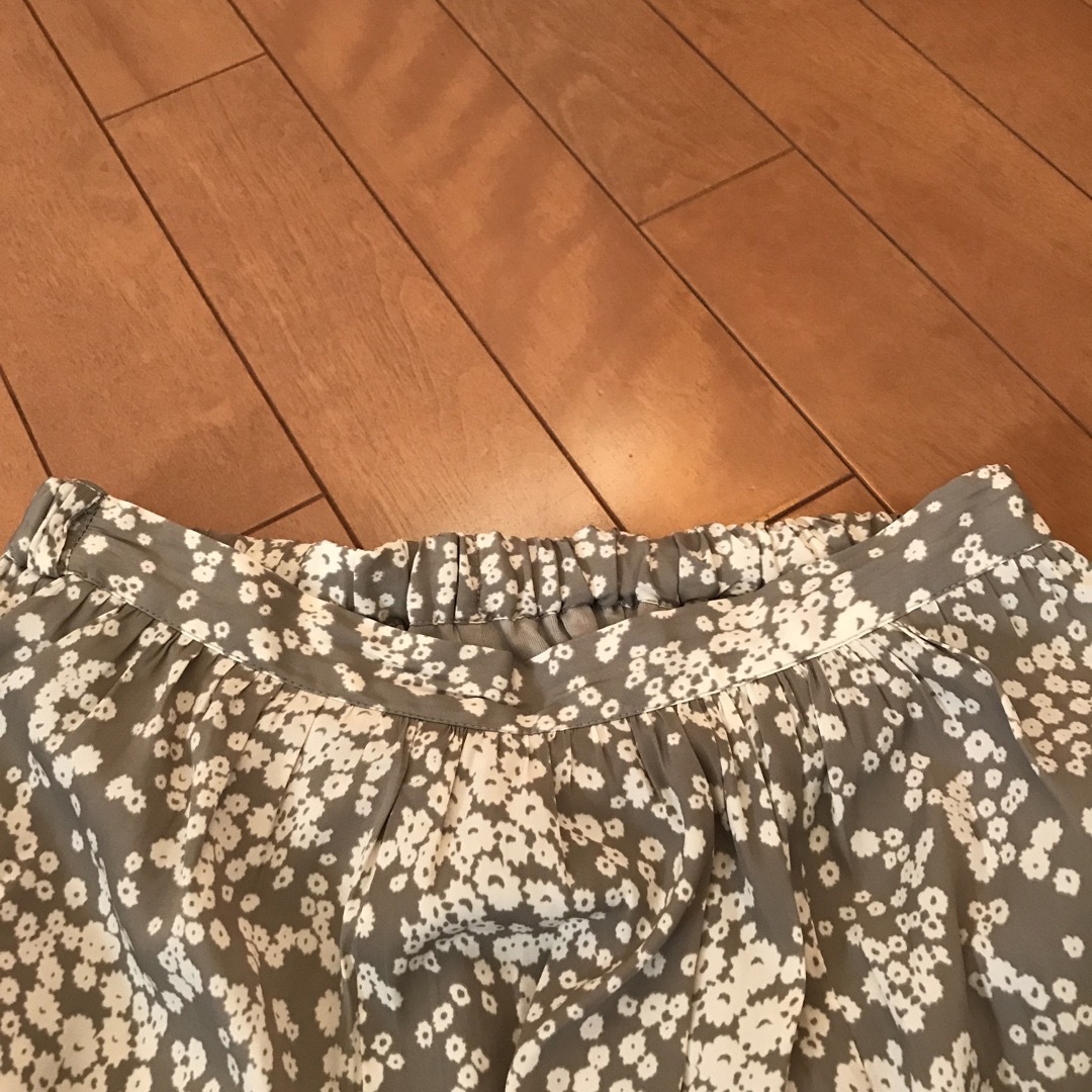 Discoat(ディスコート)の【最終値下げ】ディスコート　スカート　ロングスカート　フレアスカート レディースのスカート(ロングスカート)の商品写真