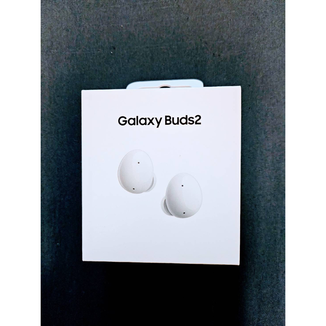 SAMSUNG(サムスン)のSAMSUNG GalaxyBuds 2 スマホ/家電/カメラのオーディオ機器(ヘッドフォン/イヤフォン)の商品写真