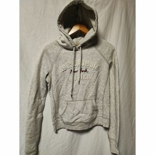 Abercrombie&Fitch アバクロンビー&フィッチ　レディースパーカー