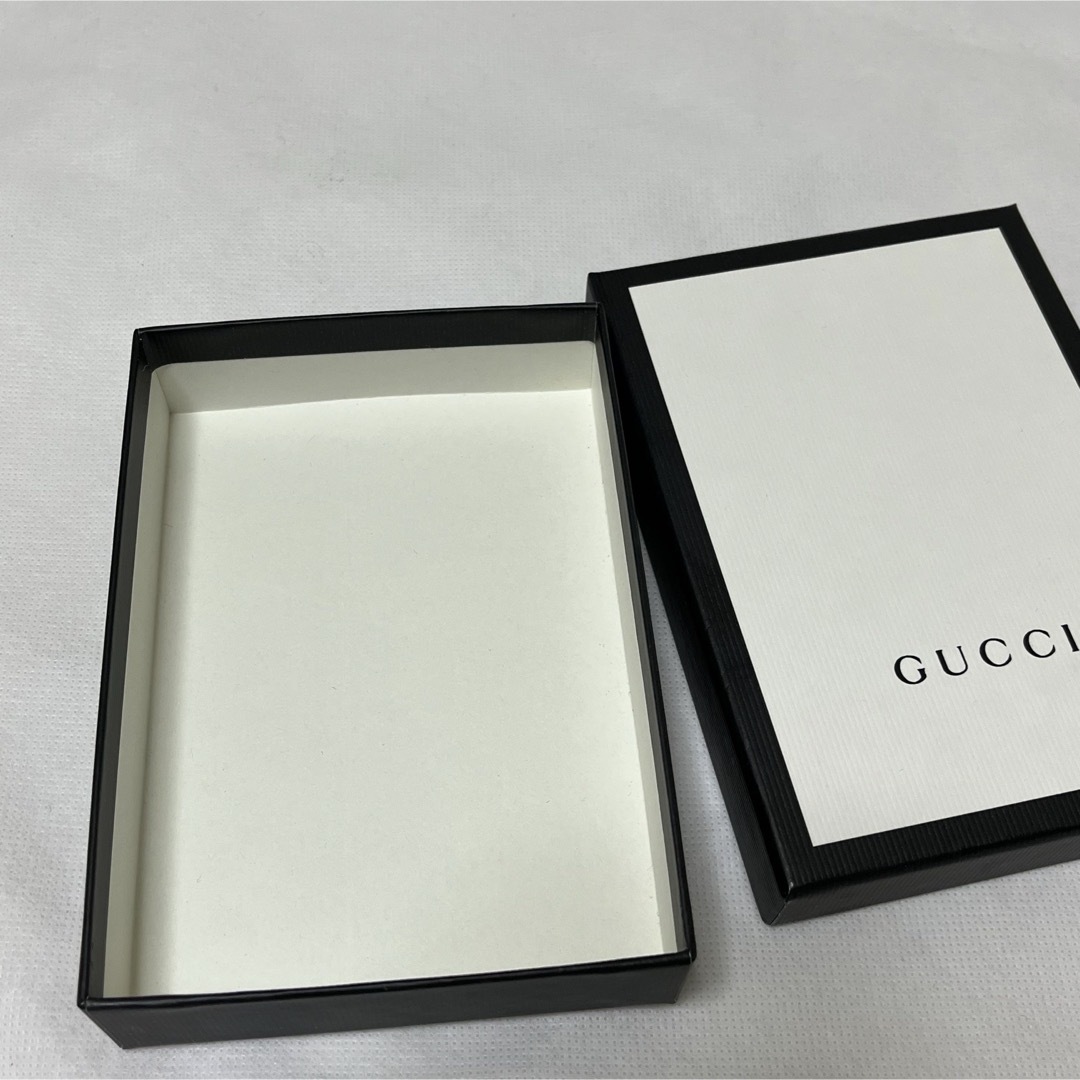 Gucci(グッチ)のGUCCI 空箱 袋付き レディースのバッグ(ショップ袋)の商品写真