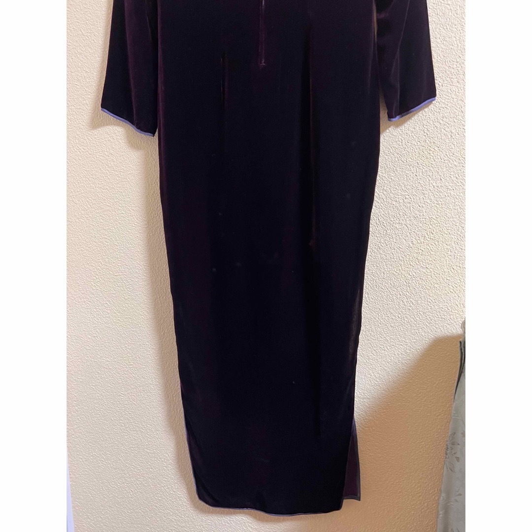 上質深い赤紫のベルベット　チャイナドレス レディースのフォーマル/ドレス(ロングドレス)の商品写真