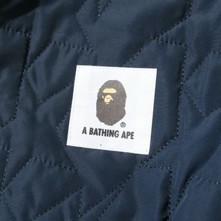 A BATHING APE ア ベイシング エイプ ジャケット サイズ:2XL 22SS 初売り 福袋限定モデル STAキルティング コンビ  リバーシブル サテンスタジャン ブラック ネイビー 黒紺 アウター ブルゾン 【メンズ】【中古】