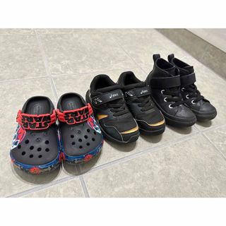 クロックス(crocs)のキッズシューズ2点＆クロックスセット❣️売り早い者勝ち(スニーカー)